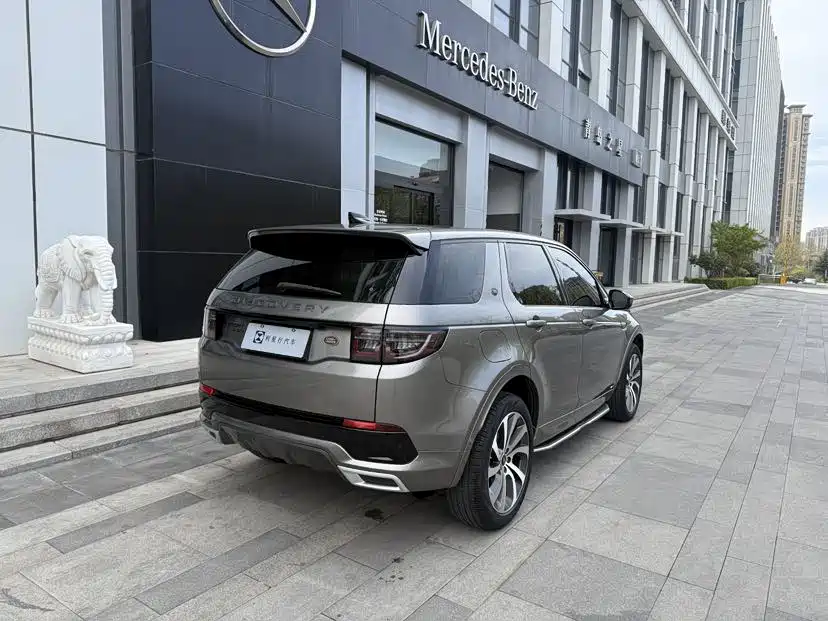 Land Rover Discovery Sport 2021 — фото 9