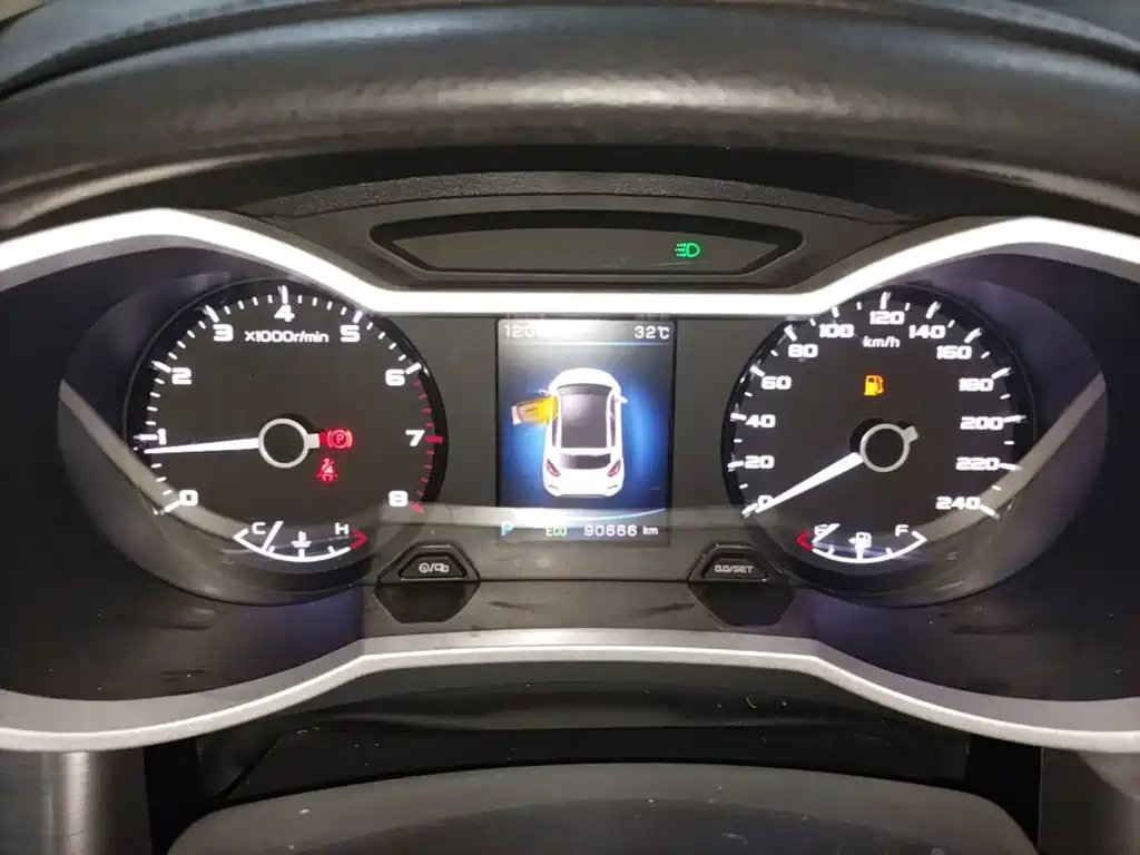 Geely Emgrand GS 2019 — фото 12