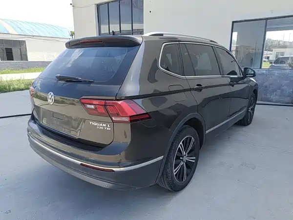 Volkswagen Tiguan L 2020