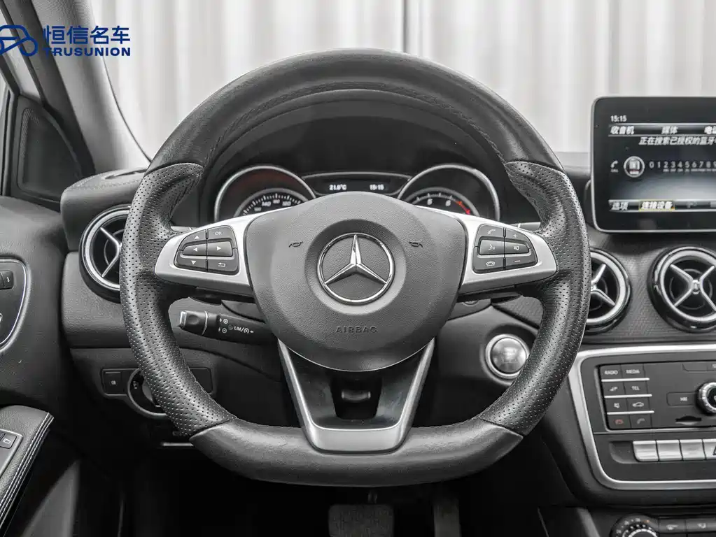 Mercedes-Benz GLA 2019 — фото 16