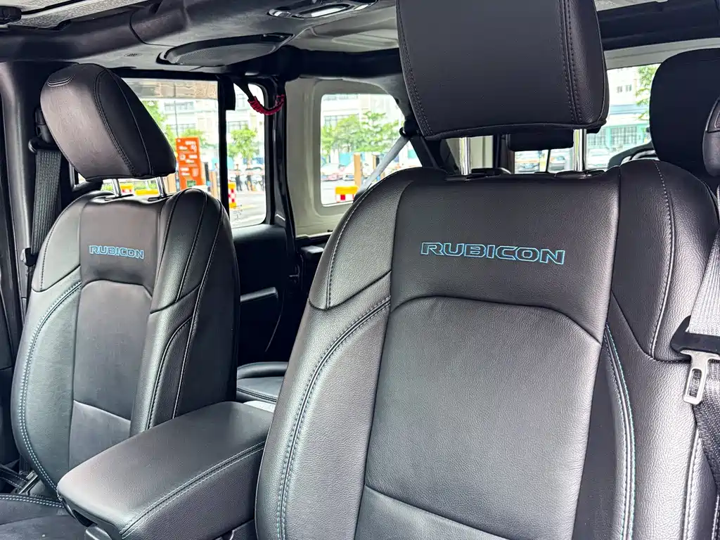 Jeep Wrangler New Energy 2021 — фото 11