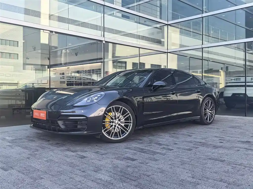 Porsche Panamera 2022 — фото 1