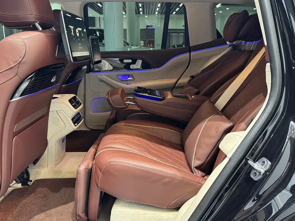 Mercedes-Benz GLS 2024 — фото 16