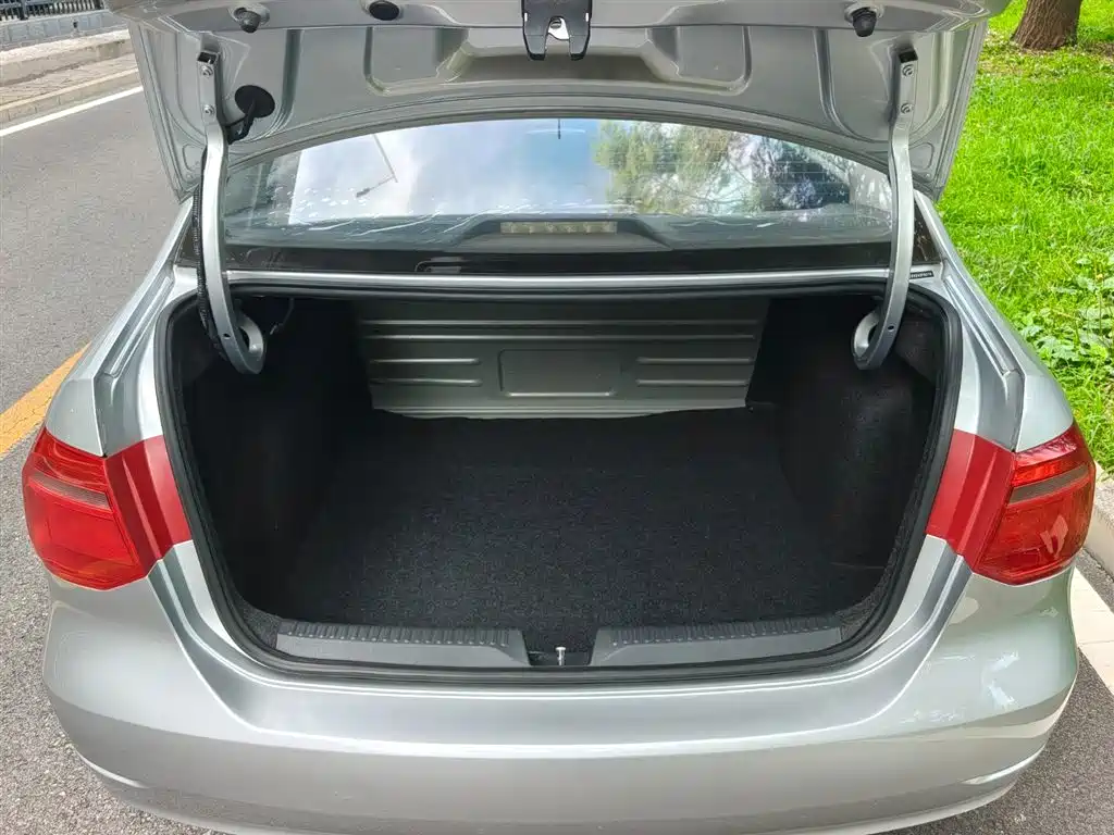 Volkswagen Jetta 2014