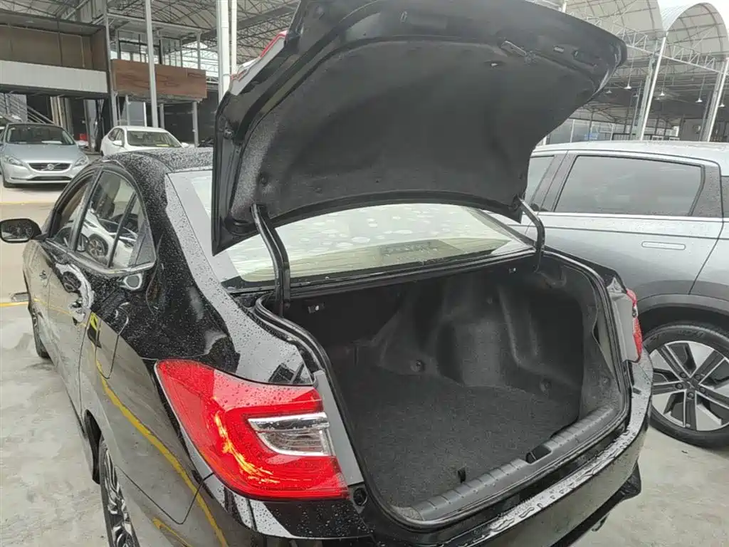 Honda Crider 2015 — фото 19