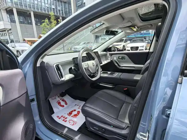 Leapmotor B01 2025