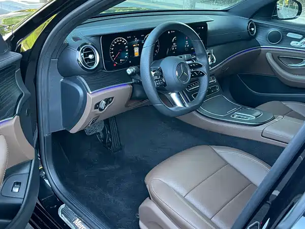Mercedes-Benz E-Class 2022