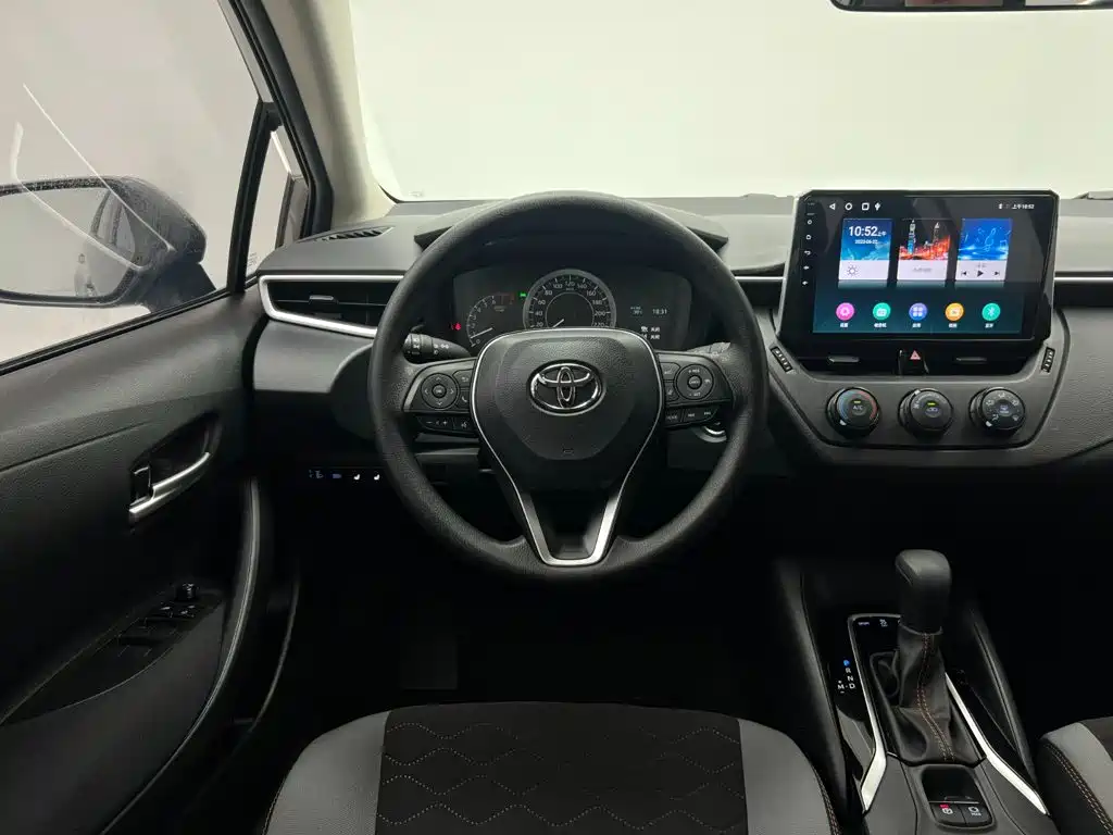 Toyota Corolla 2023 — фото 14