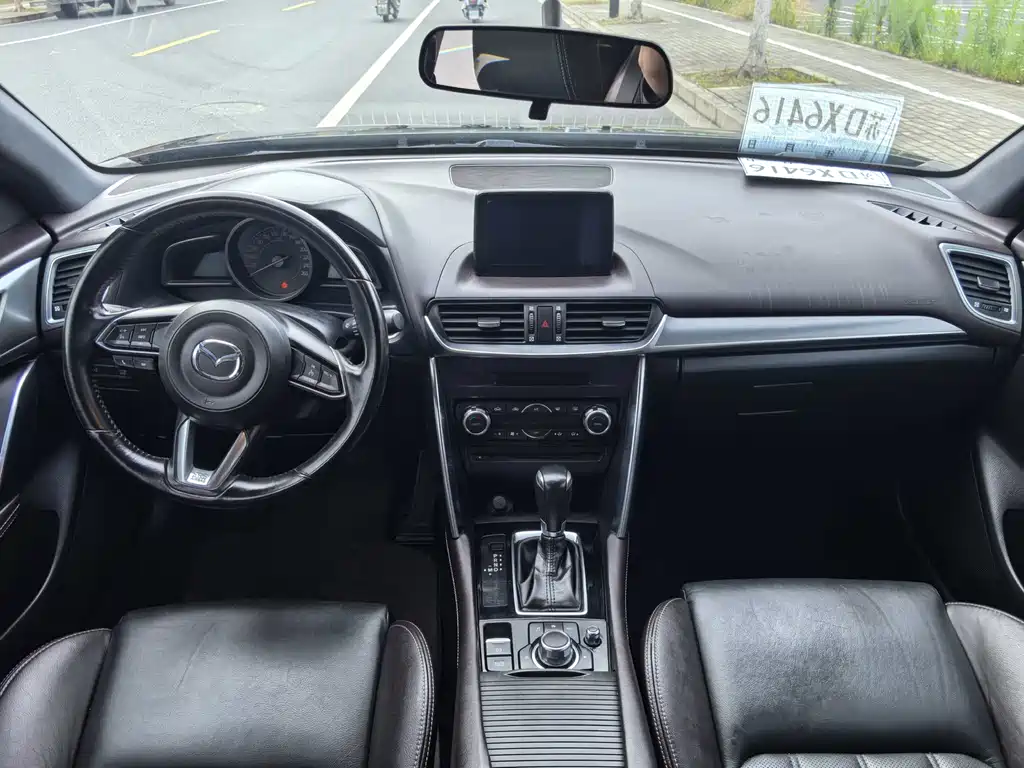 Mazda CX-4 2018