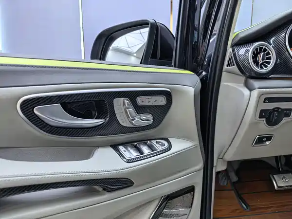 Mercedes-Benz Vito 2023