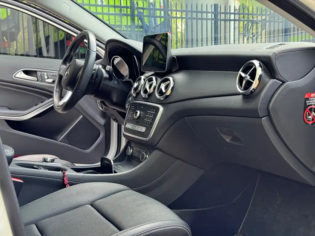 Mercedes-Benz GLA 2019 — фото 9