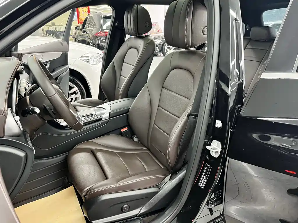 Mercedes-Benz GLC 2022 — фото 14