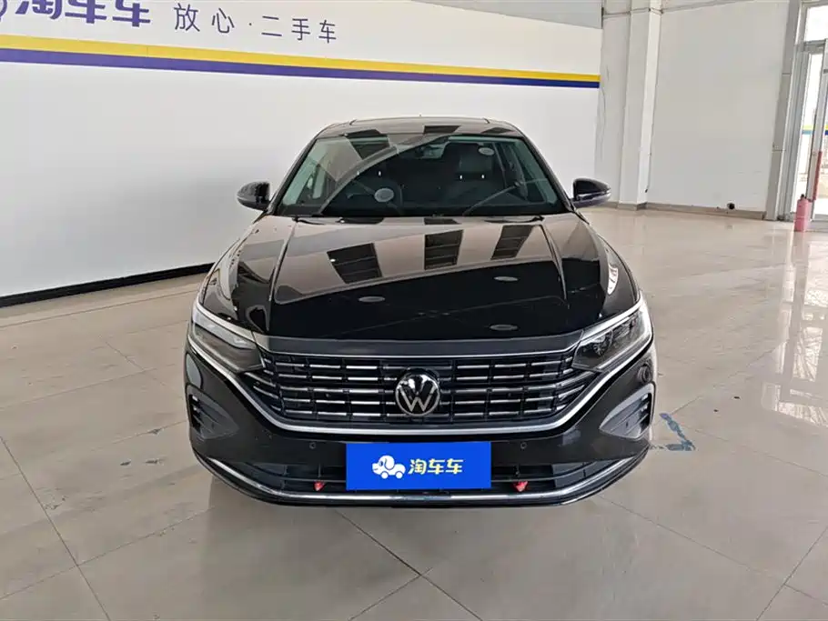 Volkswagen Passat 2024