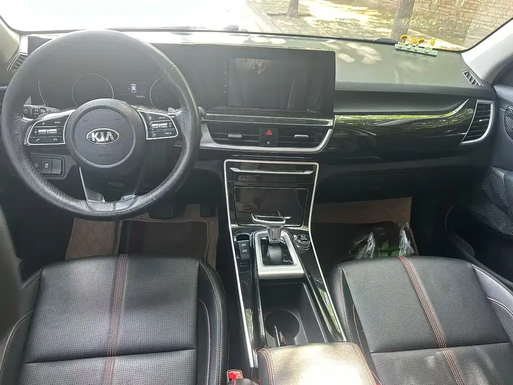 Kia KX3 2020 — фото 18