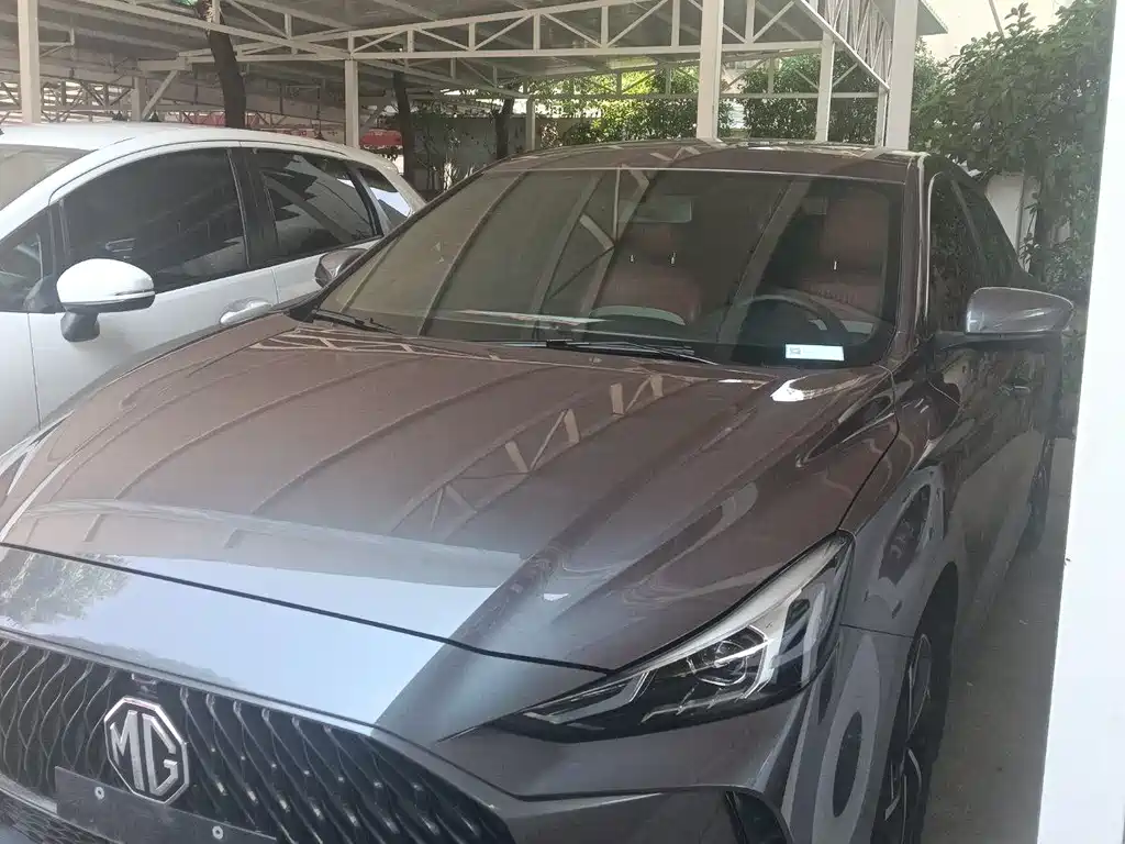 MG MG5 2021