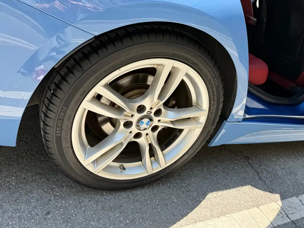 BMW 3 Series 2019 — фото 16