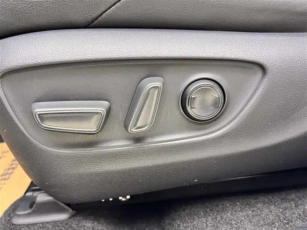 Toyota Wildlander 2021 — фото 20