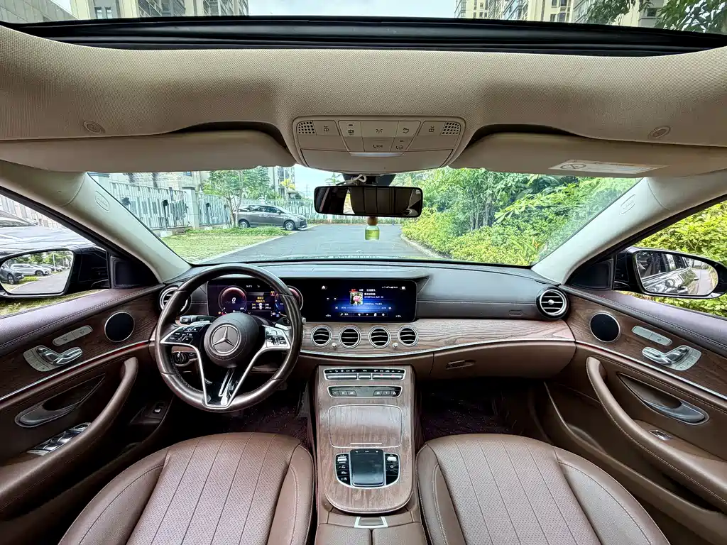 Mercedes-Benz E-Class 2023
