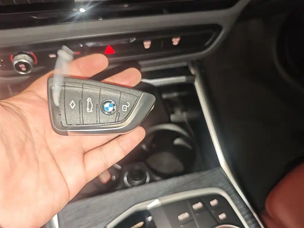 BMW 4 Series 2025 — фото 15