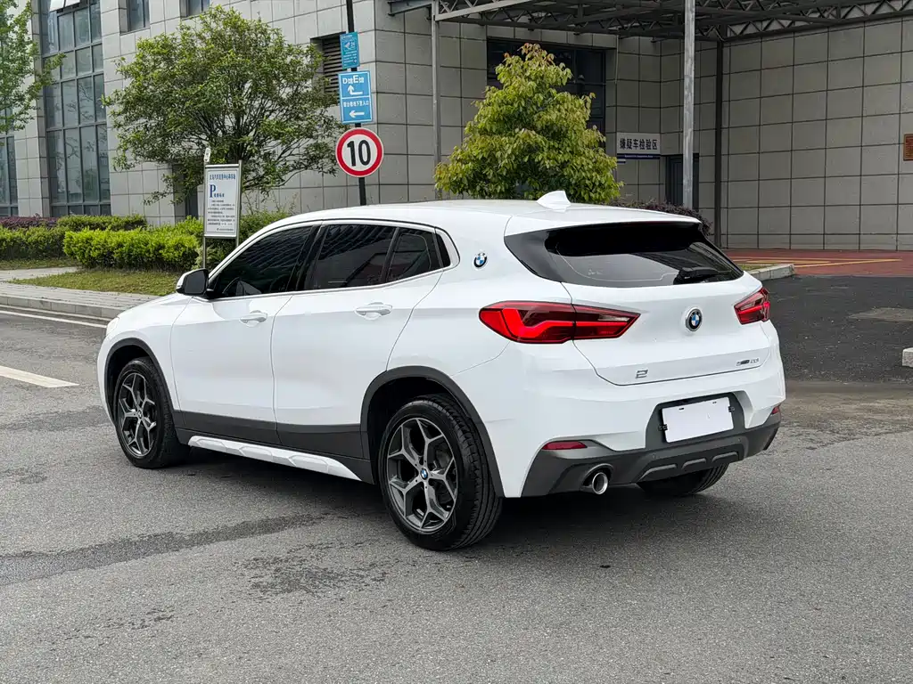 BMW X2 2019 — фото 6