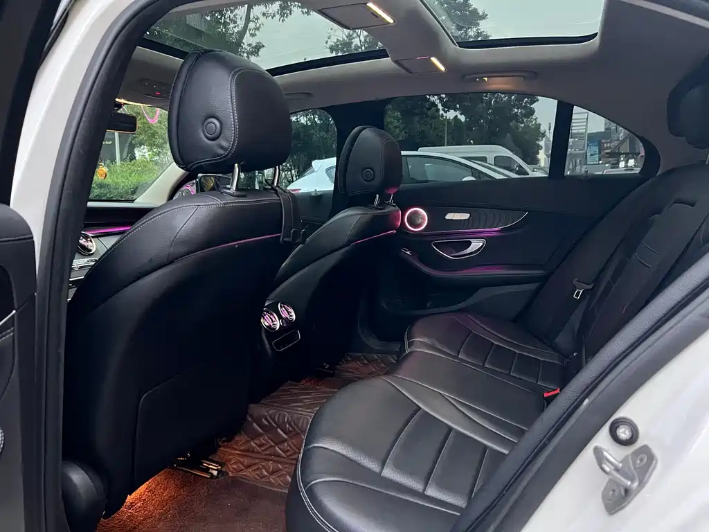 Mercedes-Benz C-Class 2019