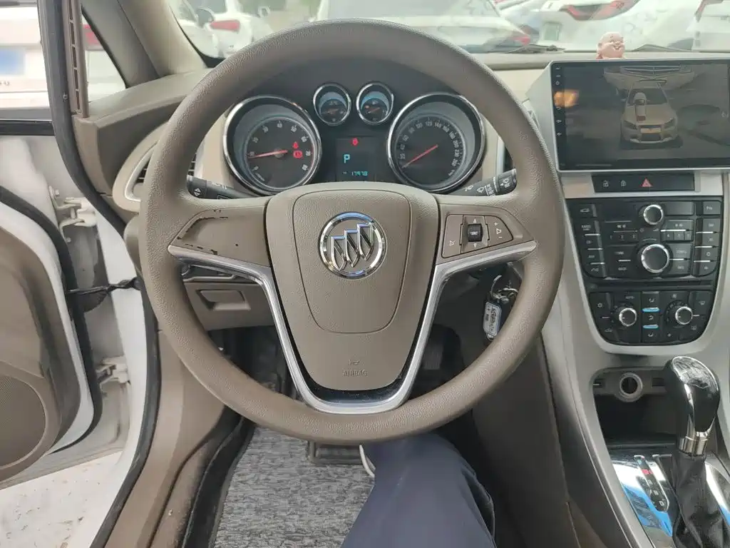 Buick Excelle 2015
