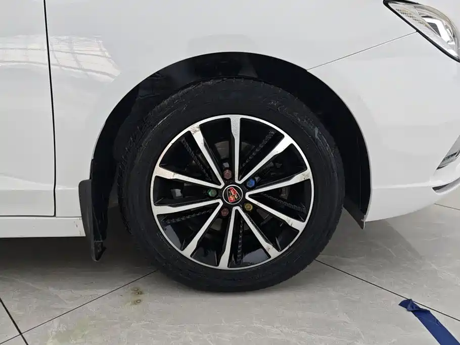 Roewe i5 2021