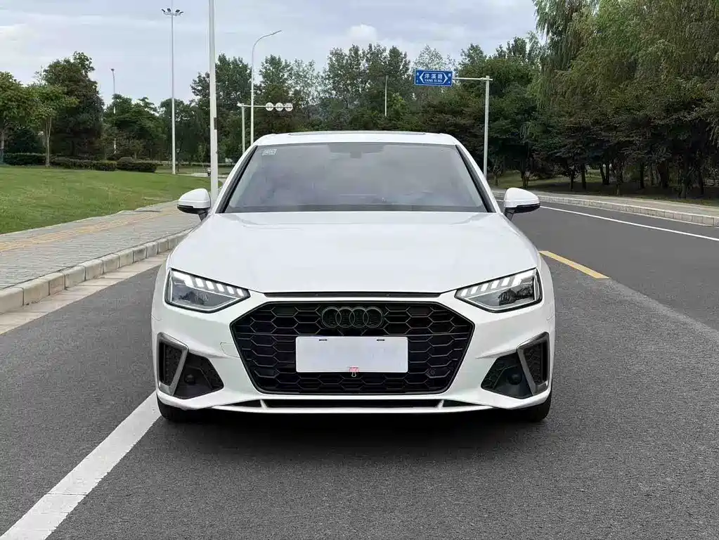 Audi A4L 2021