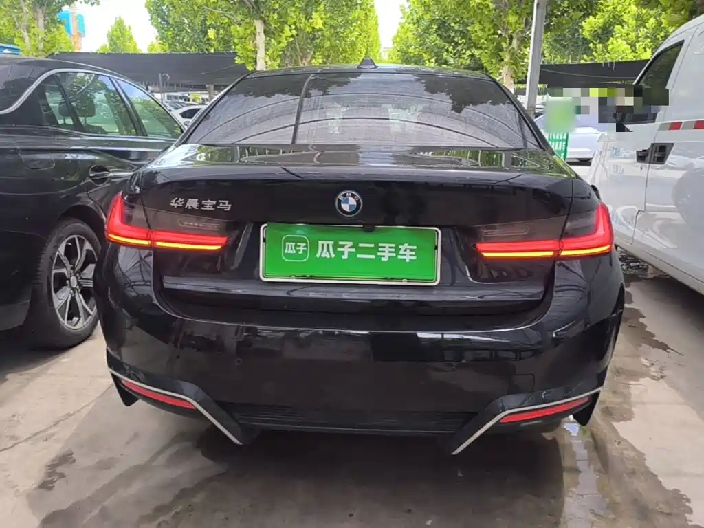BMW i3 2023