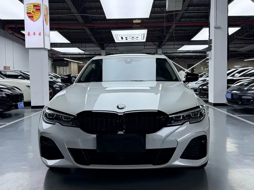 BMW 3 Series 2020