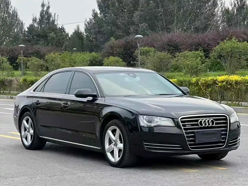 Audi A8 2012