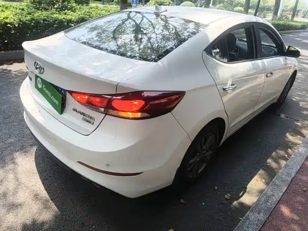 Hyundai Celesta 2017