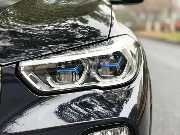 BMW X5 2021