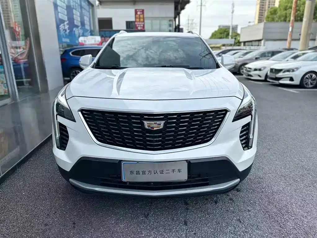 Cadillac XT4 2019 — фото 11