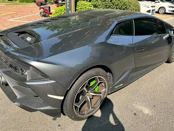 Lamborghini Huracan 2023
