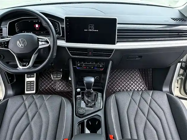 Volkswagen Tiguan L 2022 — фото 20