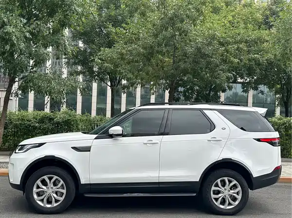Land Rover Discovery 2019