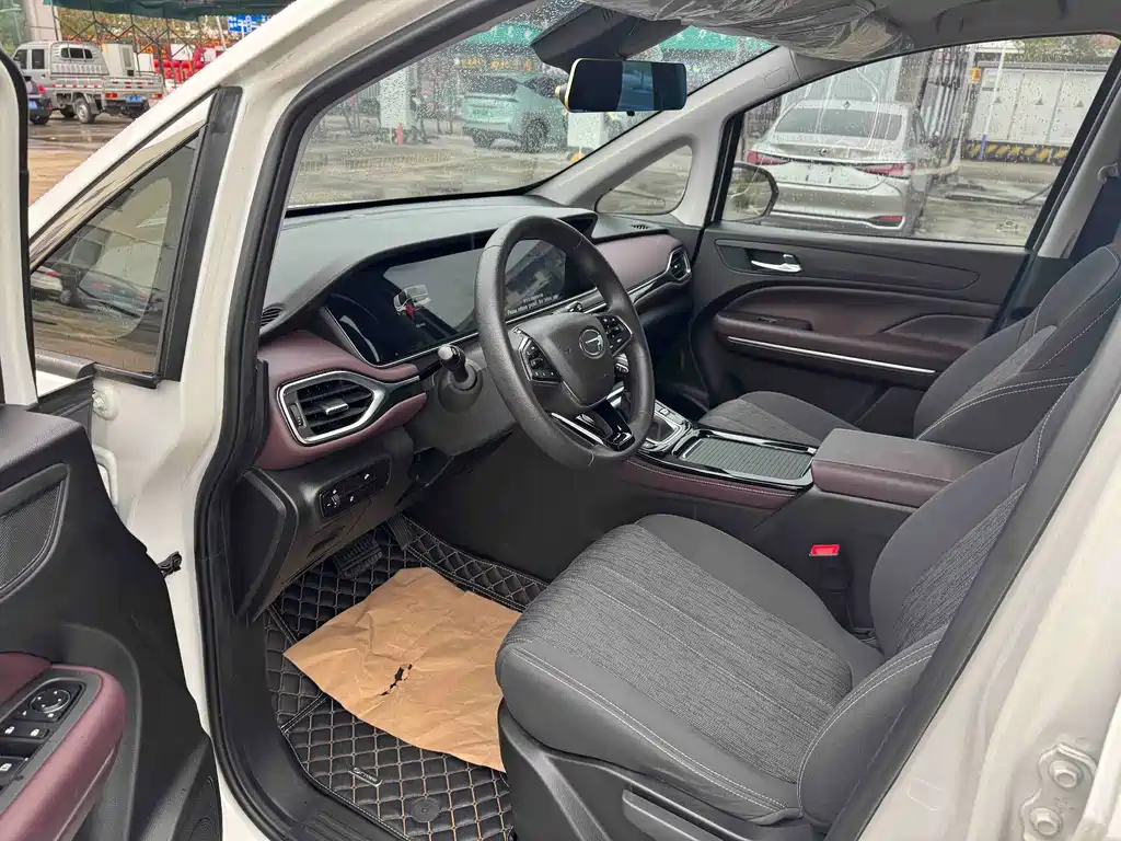 GAC Motor Trumpchi M6 2023 — фото 4