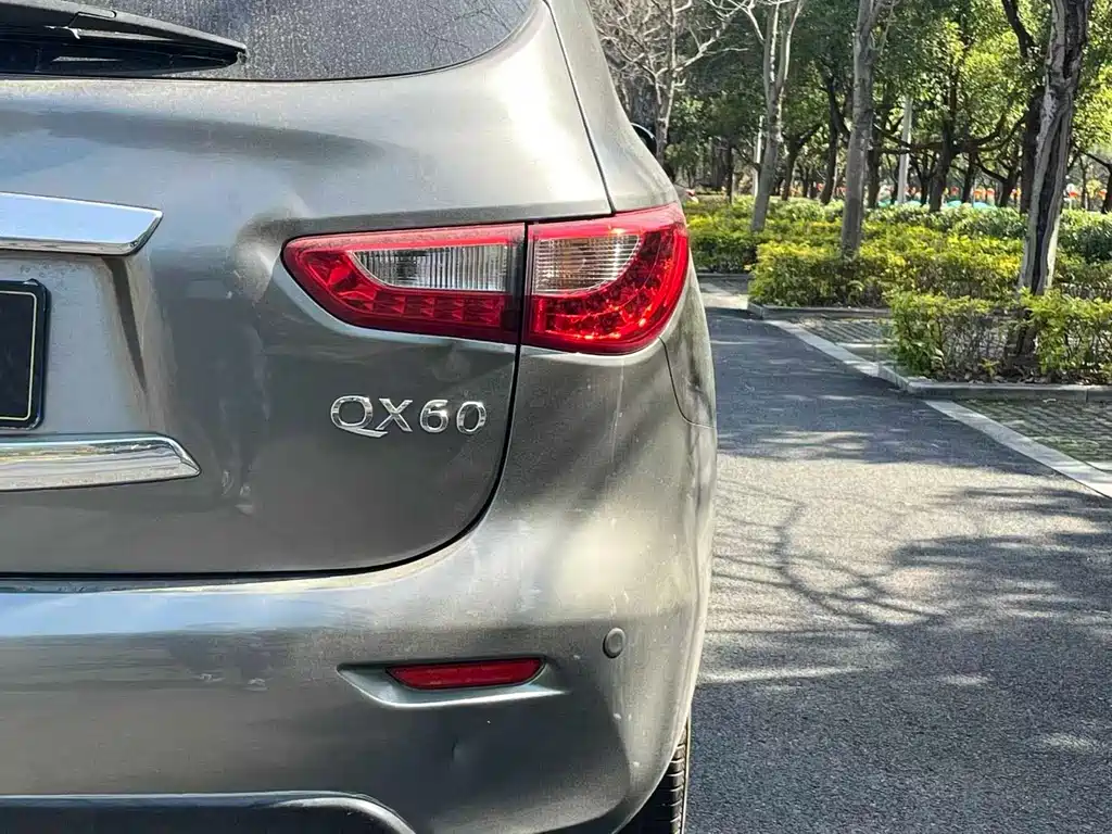 Infiniti QX60 2016 — фото 12