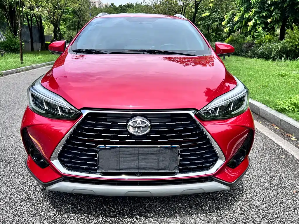 Toyota Yaris L 2022
