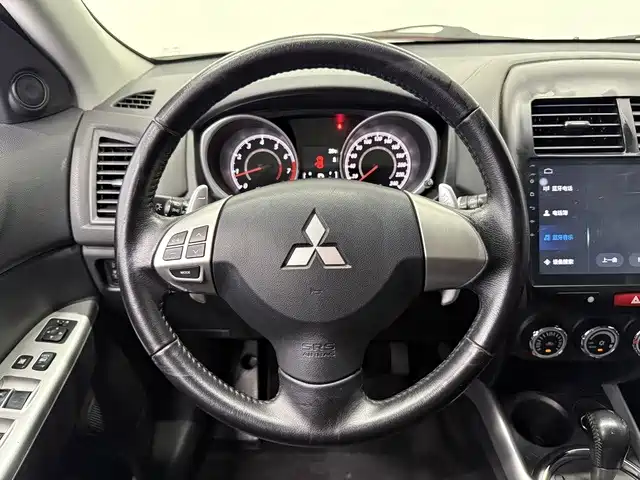 Mitsubishi Jinxuan ASX 2014 — фото 5