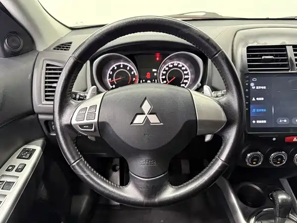 Mitsubishi Jinxuan ASX 2014