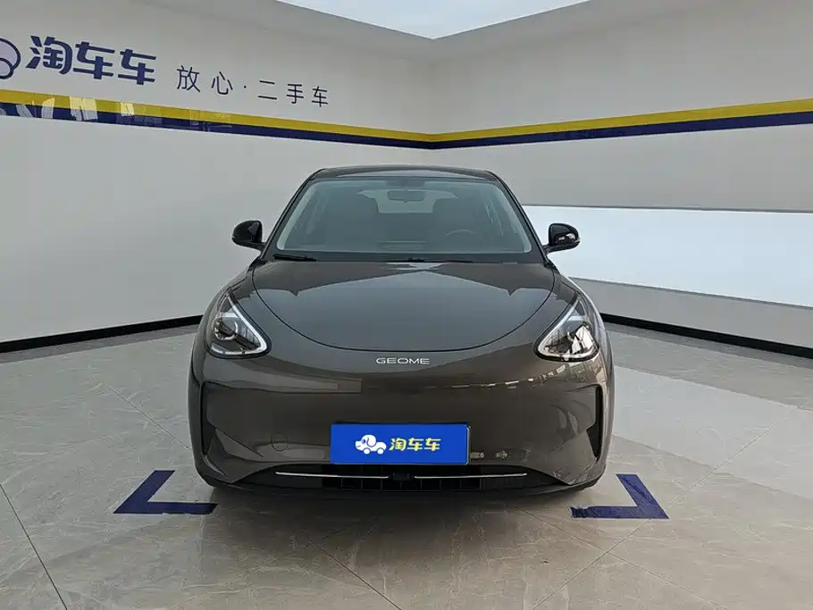 Geely Galaxy Starwish 2025 — фото 2