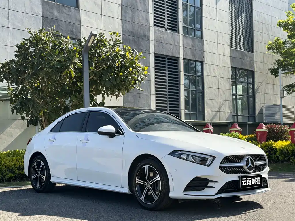 Mercedes-Benz A-Class 2022