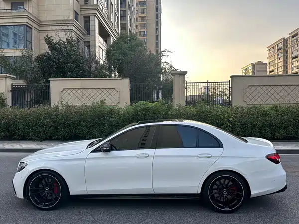 Mercedes-Benz E-Class AMG 2021