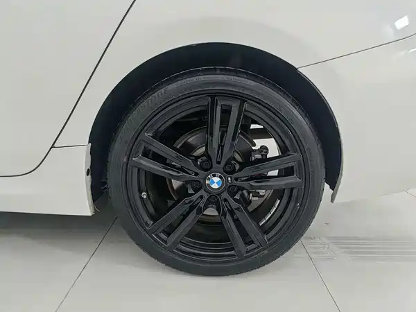 BMW 1 Series 2021