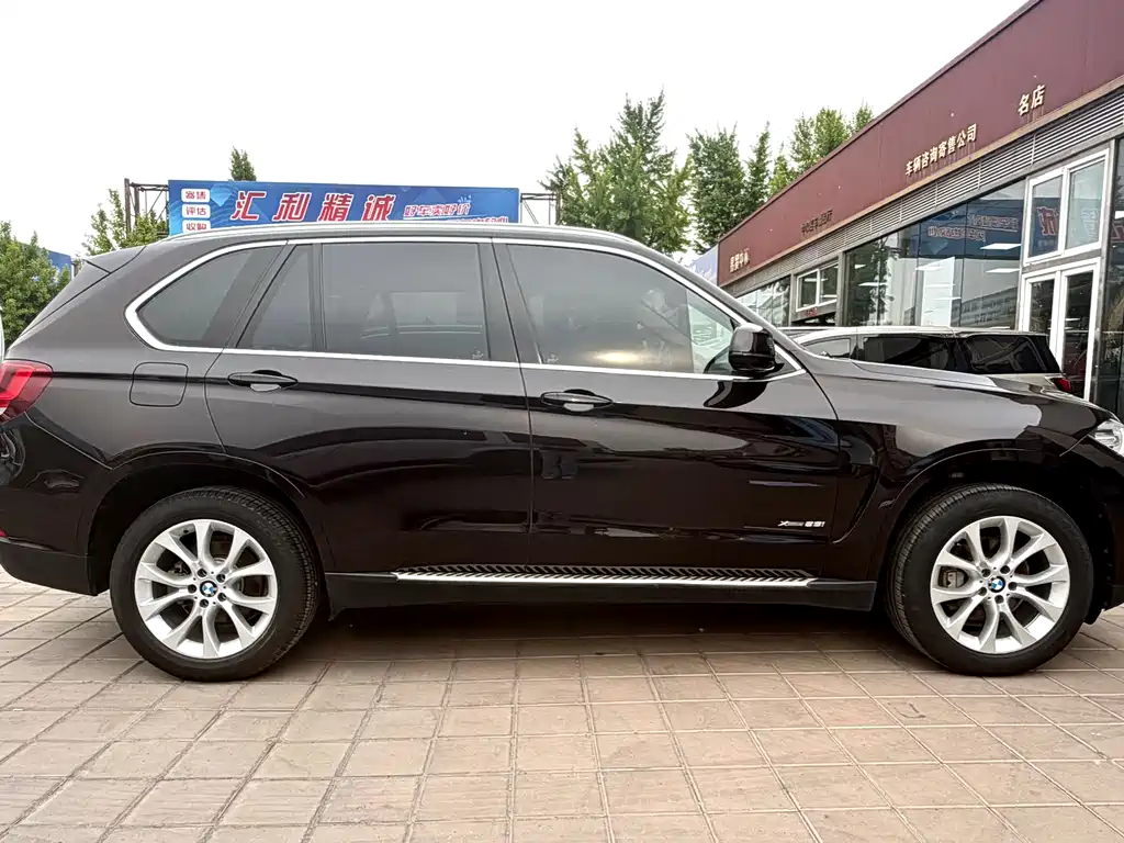 BMW X5 2018 — фото 21