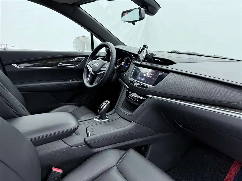 Cadillac XT5 2019 — фото 13