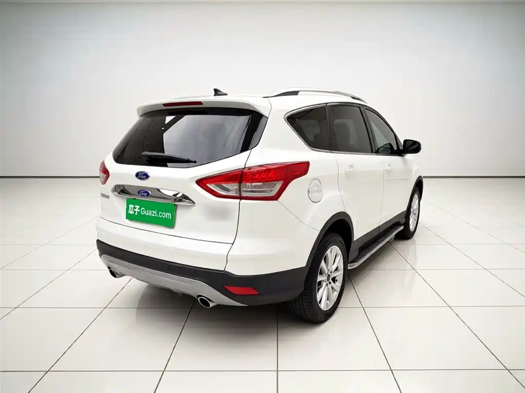 Ford Kuga 2016