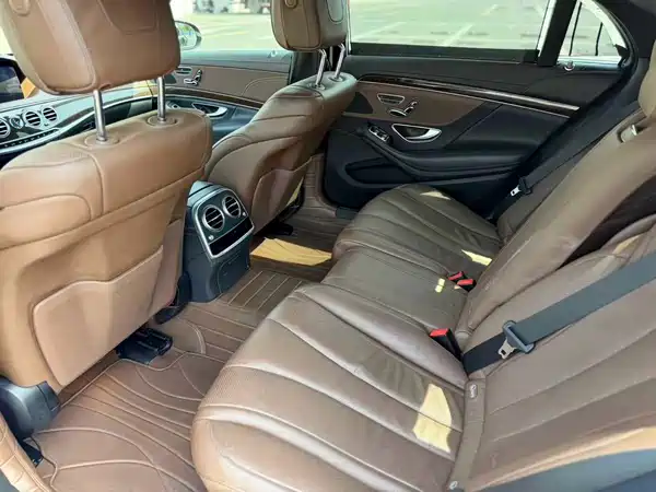 Mercedes-Benz S-Class 2020